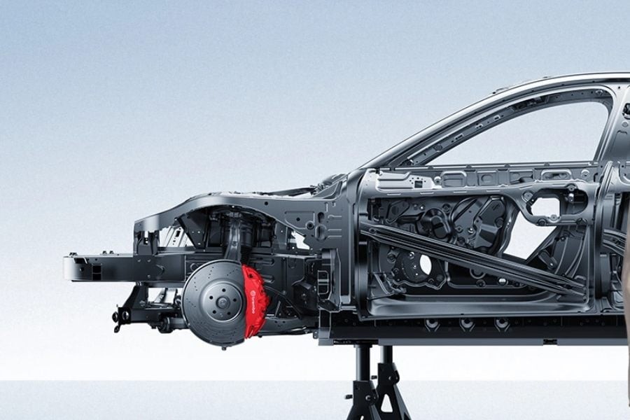 CEO Xiaomi lên sóng tháo rã từng bộ phận SU7 suốt 5 tiếng đồng hồ - và không có gì được che giấu - Ảnh 2.