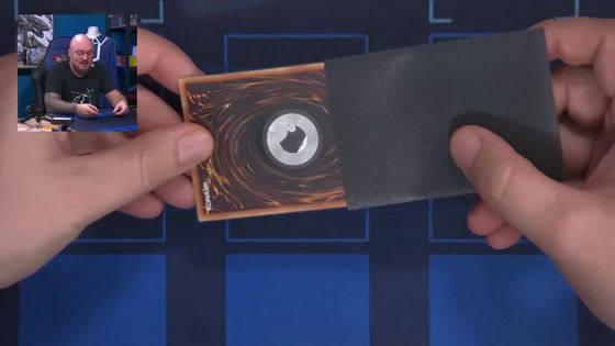 Chàng trai biến giấc mơ Yu-Gi-Oh thành hiện thực với hệ thống triệu hồi quái vật 3D từ thẻ bài - Ảnh 16.