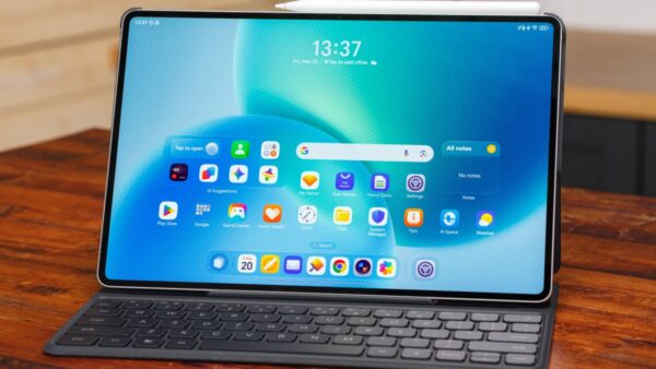 Mở hộp Honor MagicPad 4: Tablet OLED 165Hz siêu mỏng, tặng kèm bút và bàn phím, tham vọng thay thế laptop