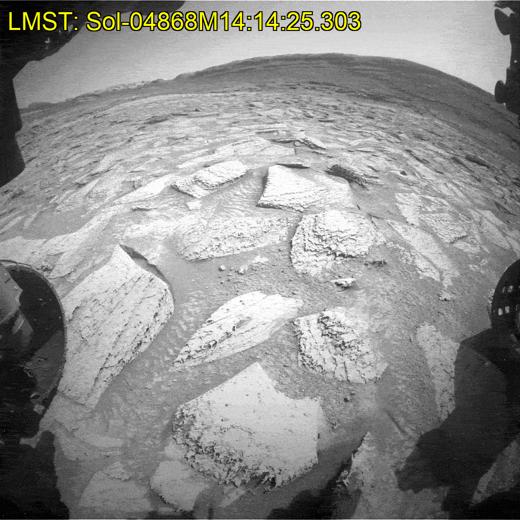 curiosity-drill-17782172952401921774547 Suýt mất trắng hàng trăm triệu USD: NASA giải cứu tàu Curiosity khỏi sự cố tồi tệ nhất trên Sao Hỏa - Ảnh 2.