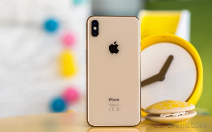 iphone-xsmax-2