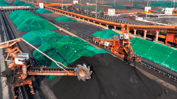 Bước đi của Trung Quốc khiến ngành năng lượng rung chuyển: Biến loại nhiên liệu ‘bẩn’ thành dầu, nhiên liệu tên lửa, giá trị tăng tới 700%