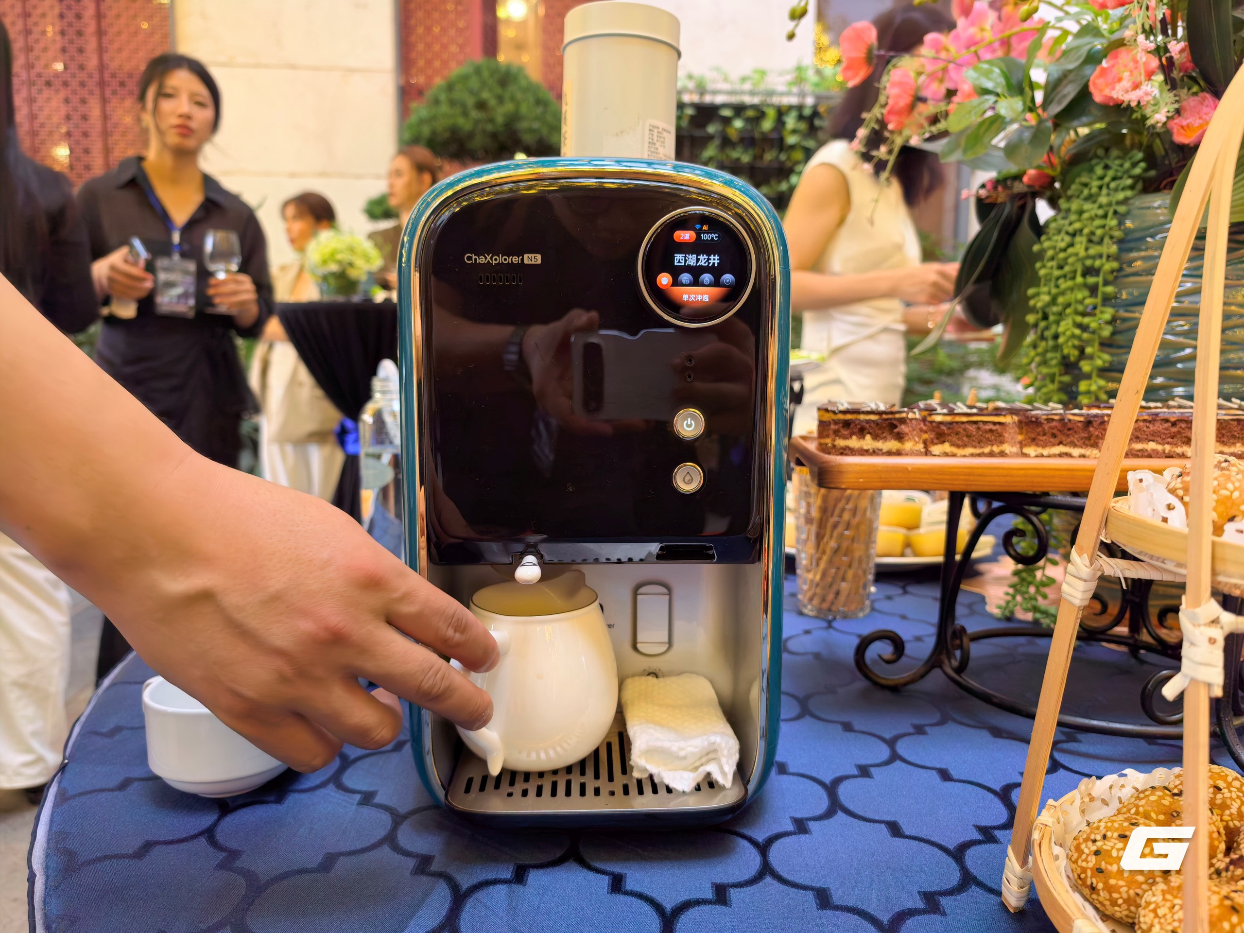 chaxiaoniuimg20261004170555-1791176205003921332701 Trải nghiệm máy pha trà AI ChaXplorer N5 tại Gala Better Choice Awards 2026 - Ảnh 7.