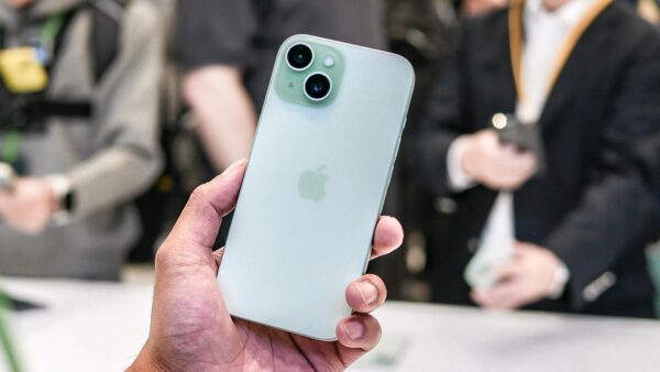 Giá iPhone 15 bất ngờ tăng, tiệm cận với chiếc smartphone siêu mỏng iPhone Air